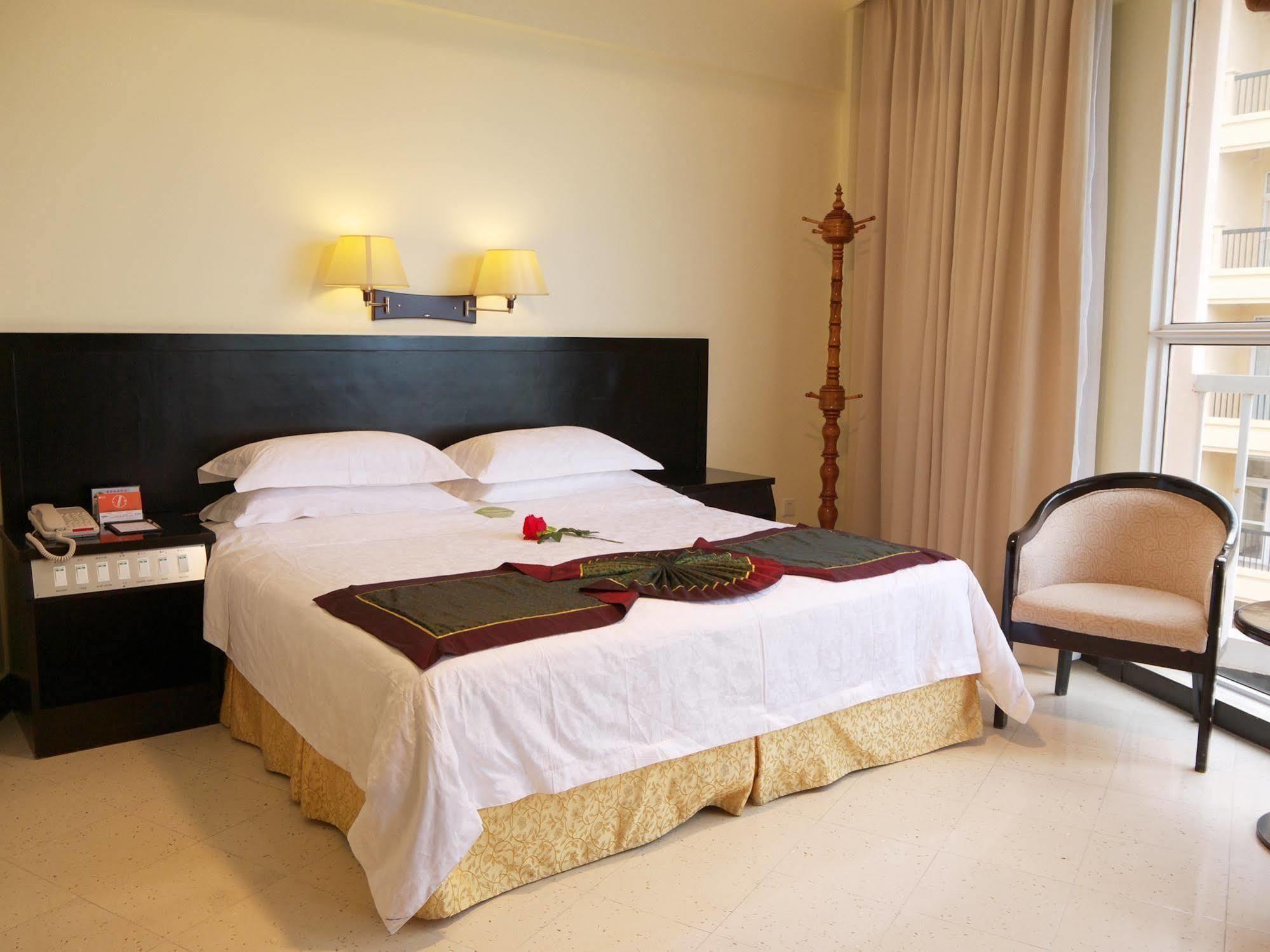 Sanya Jingwei Hotel - Sanya Eksteriør bilde